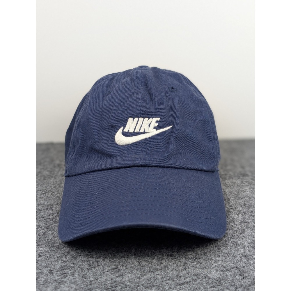 Nike Hat Cap Strap Back Navy Blue White Swoosh Logo Lightweight Club Cap Mens